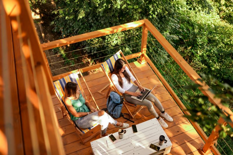 Balcony Railing Repair Costs — Cost of Balcony Railing Repair